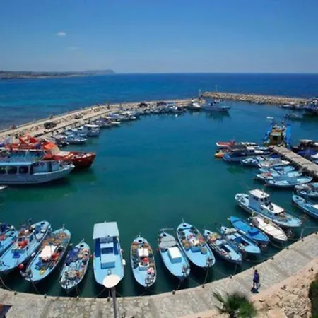 The Ultimate 5 Star Holiday In With Private Pool And Close To The Beach 1243