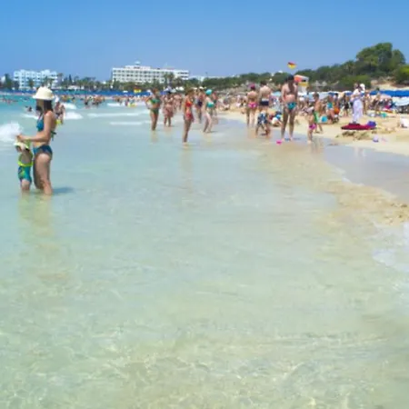 The Ultimate 5 Star Holiday In With Private Pool And Close To The Beach 1243 Vilă